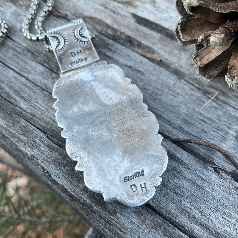 🌙 Native American Mother of Pearl Pendant & Thai Silver Chain - Picture 4 of 13